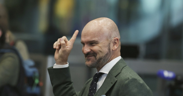 Paczkomaty będą ratować życie - dosłownie. Inpost inwestuje w defibrylatory /Stach Antkowiak /Reporter