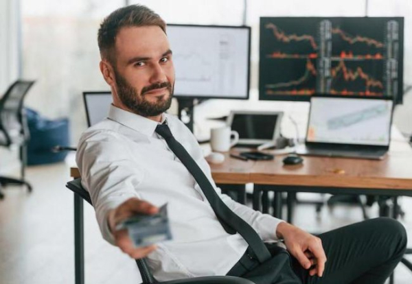 Невже наш зовнішній вигляд здатний впливати на успіх у кар'єрі? Що кажуть вчені