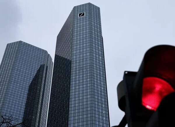 В найбільшій німецькій фінустанові відбулися рейди. Слідство пов’язане з фірмами…