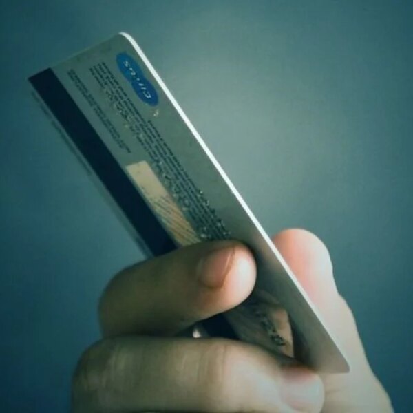 Рахунок заблоковано банком: дії та повернення коштів