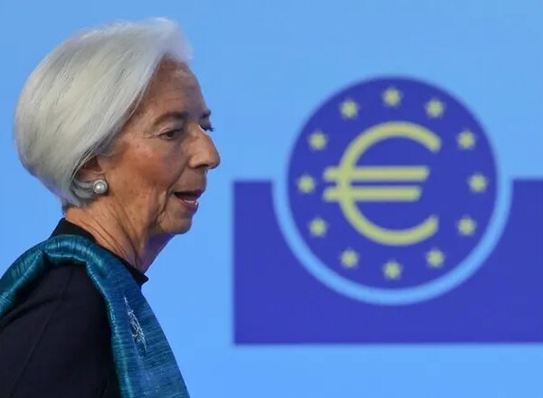 Financial Times: Оплата Лагард на половину більша за офіційні дані&hellip;