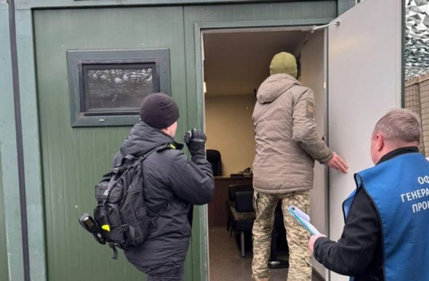 Високопоставлений чиновник авіації спійманий на хабарі в $320 тис: викрито подробиці корупції