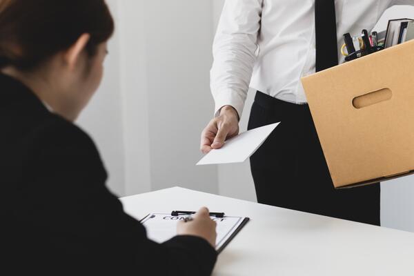 Шантаж звільненням – найкращий спосіб підвищити зарплату, але дуже ризикований