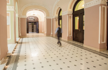 Дві небанківські фінустанови виключили з держреєстру. / НБУ НБУ