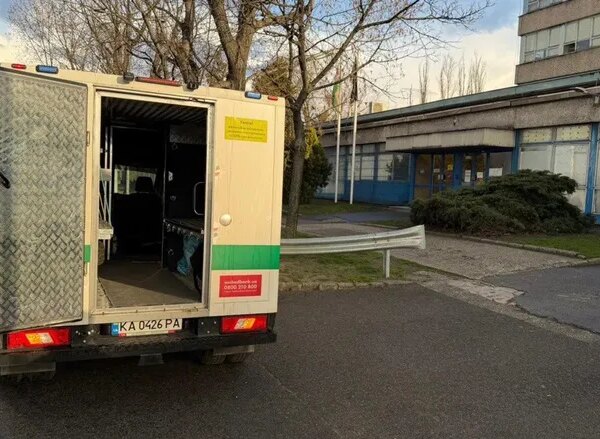 Ощадбанк зупинив валютні поставки після випадку в Угорщині.