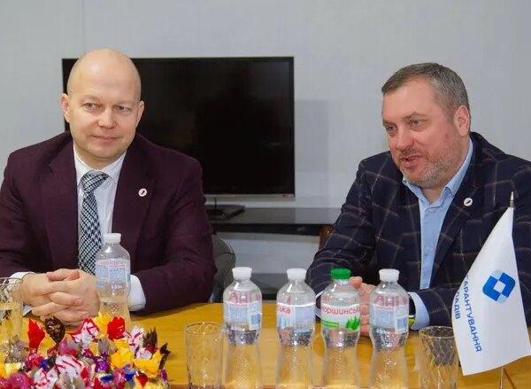 Створений на основі збанкрутілого RwS, новий банк офіційно розпочав роботу.