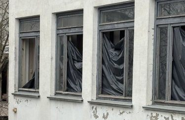 Пошкоджено будівлю податкової на Одещині