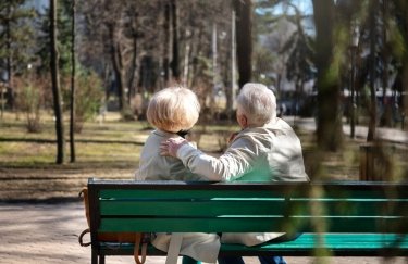 Пенсійні виплати під загрозою зупинки: Кому необхідно звернутись до Пенсійного фонду?