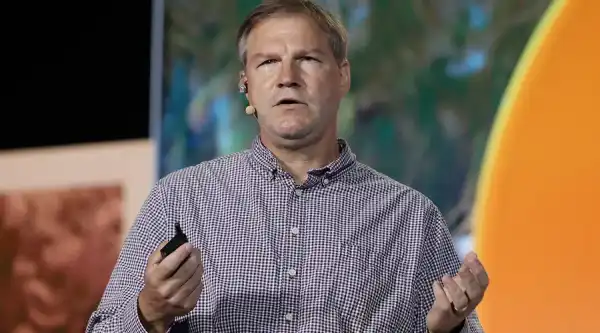 Ветеран криптографии Ник Сабо обвинил разработчиков Биткоина в халатности