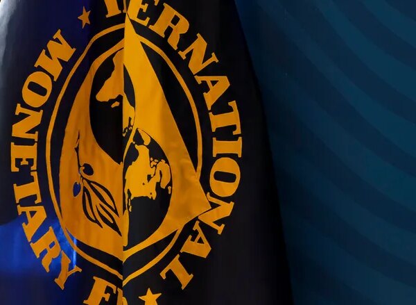 МВФ знизив оцінку світового росту на тлі війни з Іраном.