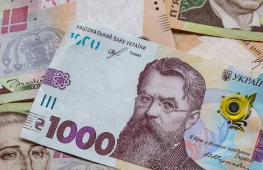У випадках помилкових повторних нарахувань кошти повертаються лише у законний спосіб / Depositphotos гривні