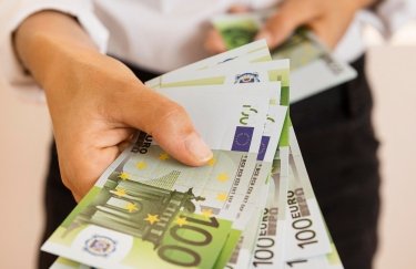 Нацбанк встановив офіційний курс на 17 червня / Freepik євро