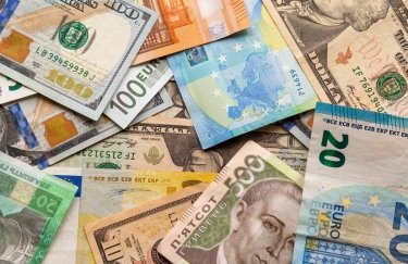 Обмінний курс на 30 червня: яким був сьогоднішній курс долара?
