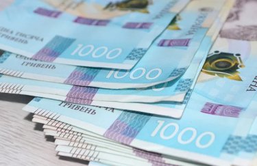 Хто отримує найбільші пенсії серед українських депутатів та суддів / Depositphotos гривня