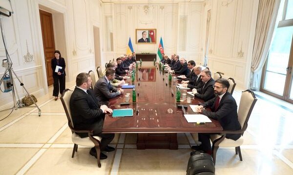 Розширення співпраці з Азербайджаном у сфері газопостачання та зміцнення енергетичної безпеки Європи – посол