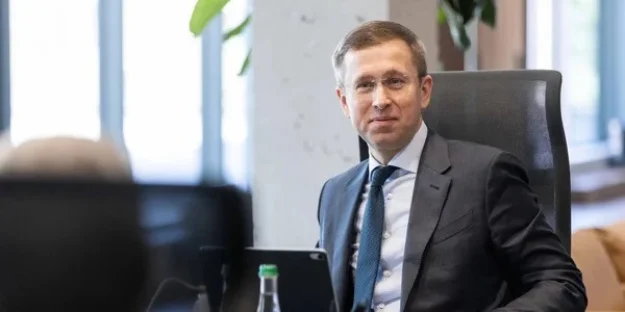 16 липня Верховна Рада проголосувала за призначення прем'єр-міністром Корецького Сергія.