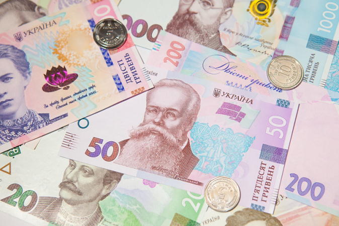 В Україні розглядають запровадження податку на відбудову замість військового збору