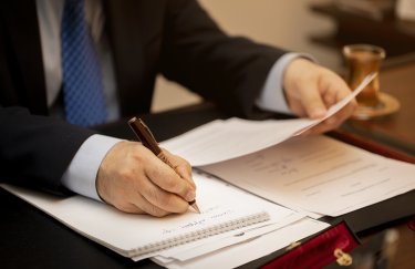 Близько п’ятисот тисяч неоприлюднених звітів: хто очолює список