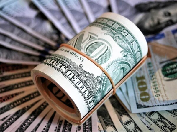 Долар зріс на 7 копійок: Нацбанк встановив курси валют на 29 липня — Мінфін
