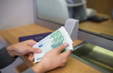 У червні частка євро в загальних готівковий операціях зросла до історичного максимуму / Depositphotos обмін валют