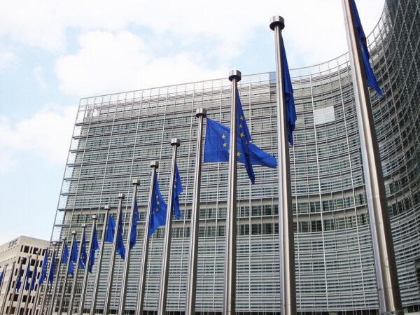 Міністерство фінансів України повідомило, що Україна звернулася до Європейського Союзу з проханням надати 220 мільйонів євро для допомоги аграрному сектору, який постраждав від блокади морських портів.