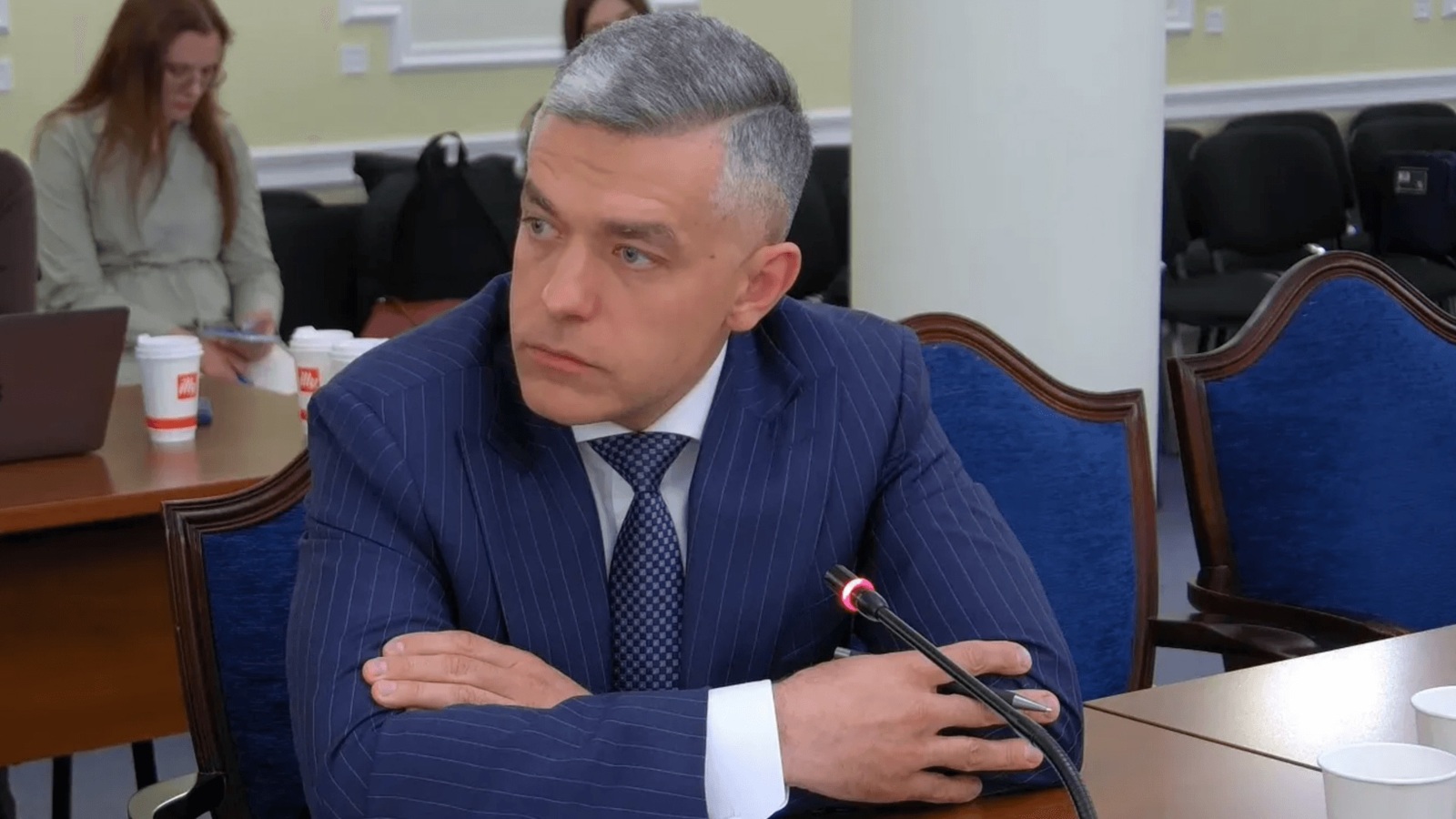 Комітет Національного банку з питань нагляду та регулювання діяльності банків ухвалив рішення про невідповідність голови наглядової ради Сенс Банку Миколи Гладишенка встановленим законодавством вимогам щодо незалежності.