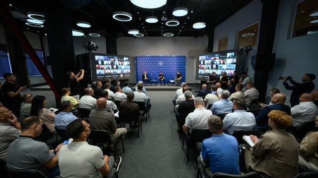 Карпатська інтеграційна ініціатива збере понад 500 представників бізнесу з різних країн – Зеленський