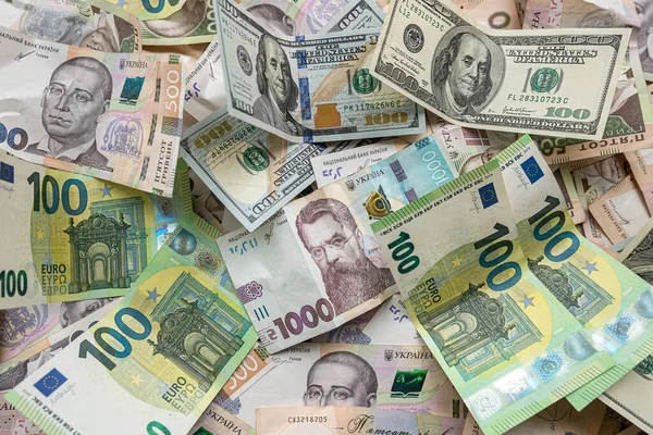 Нацбанк коригує методику визначення курсу української валюти щодо євро від першого дня осені — відомство фінансів