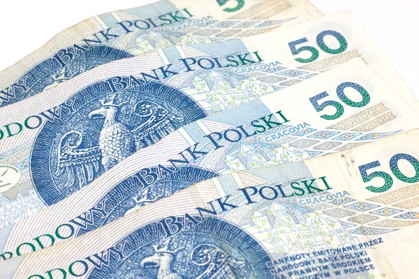 Зміни щодо працевлаштування іноземців в Польщі набули чинності: кого це стосується — Мінфін