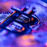 На серпень для біткоїна очікують чергове зниження ціни.