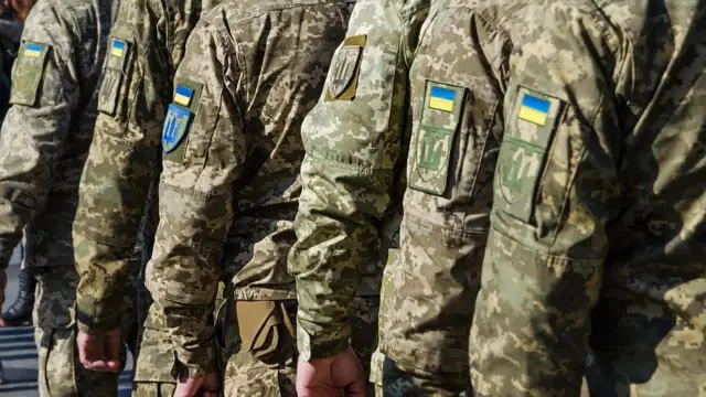 Секретар комітету Верховної Ради з питань національної безпеки, оборони та розвідки Роман Костенко заявив, що українська влада готує суттєві зміни у процесі мобілізації, які торкнуться зокрема призовного віку.