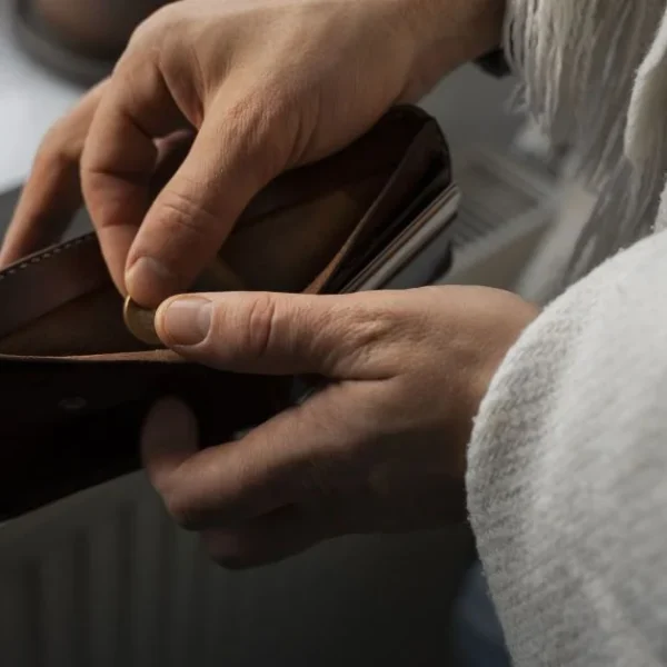 Нерівність доходів зростає: скільки українців живуть за межею бідності