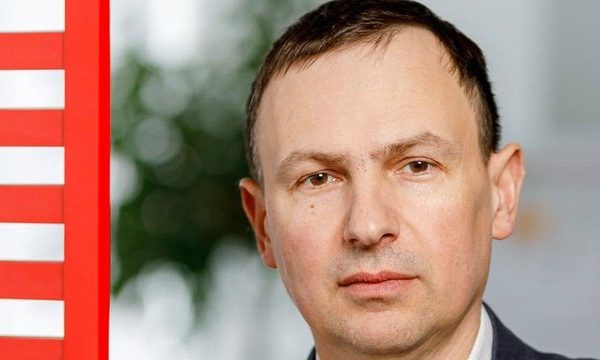 Співзасновник “Нової пошти” закликає у відповідь на ворожі обстріли бізнесу впровадити дерегуляцію та податкові канікули