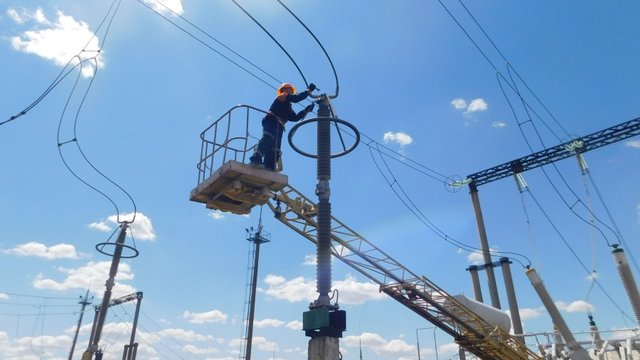 Одещина майже заживлена після потужної атаки РФ у суботу, але існують мережеві обмеження – "Укренерго"