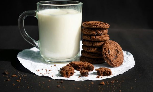 Зниження попиту на молочні продукти в Україні, прогнозоване зростання цін на 5-10% восени – АВМ