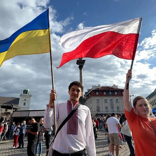 Українці залишають Польщу: куди прямують біженці з країн ЄС – прогнози Мінфіну