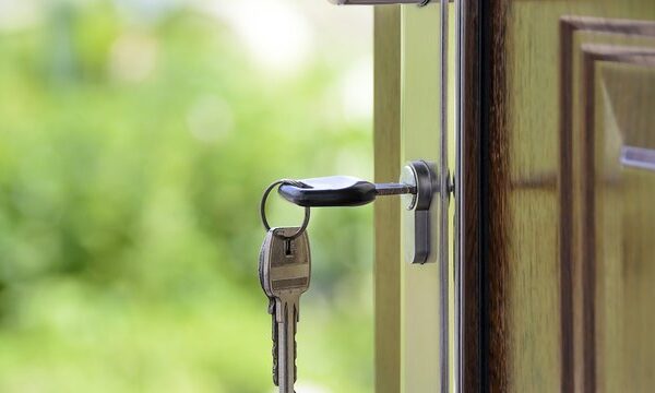 Оренда однокімнатної квартири в більшості українських міст коштує більше, ніж щомісячний платіж за програмою “єОселя”.