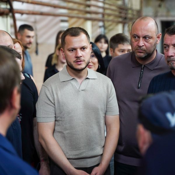 Укрзалізниця здійснить підвищення заробітної плати для більше ніж 150 тисяч своїх співробітників: терміни та розмір підвищення — Мінфін