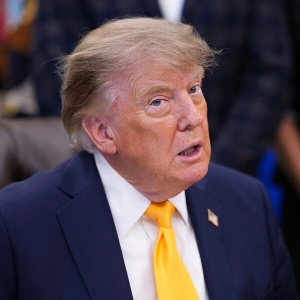 Трамп обіцяє $5000 кожному американцю: умови від Мінфіну