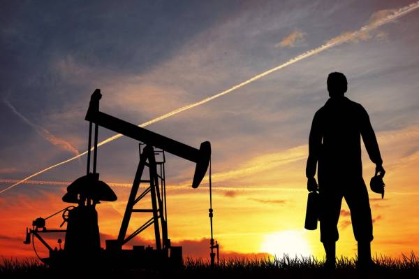 ОПЕК+ заморозила видобуток нафти, всупереч очікуванням