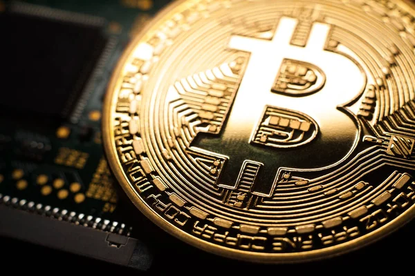 CryptoQuant прогнозує обвал біткоїну