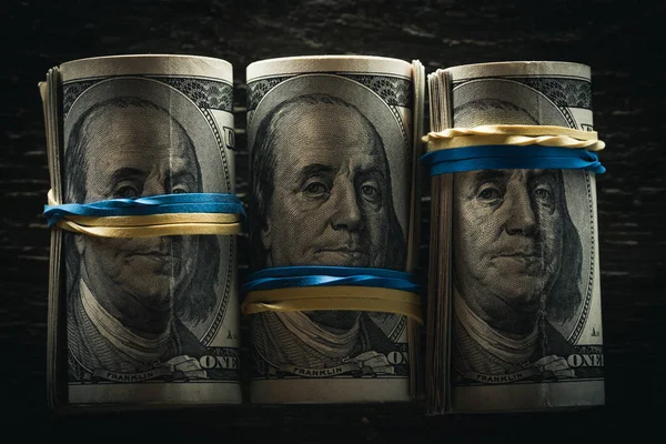 Нацбанк продав майже 33 мільярди доларів за вісім місяців: що відбувається з валютою в Україні